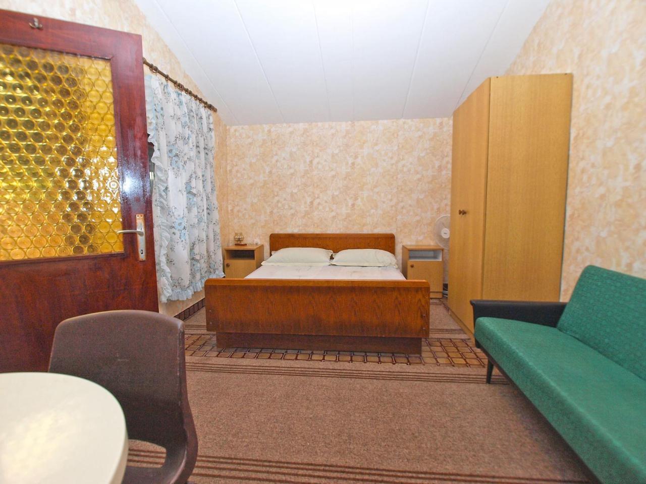 Rooms Antun 1238 Medulin Eksteriør bilde